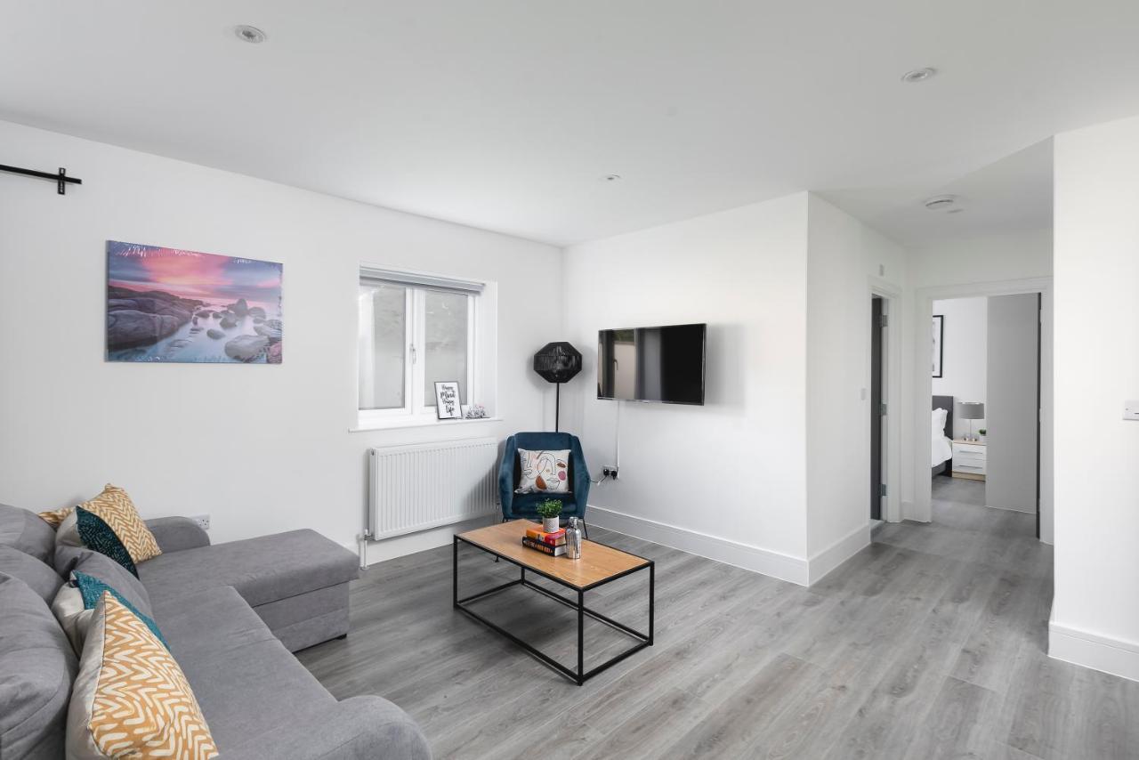 Skyvillion - London Enfield Chase Apartments With Parking & Wifi Εξωτερικό φωτογραφία