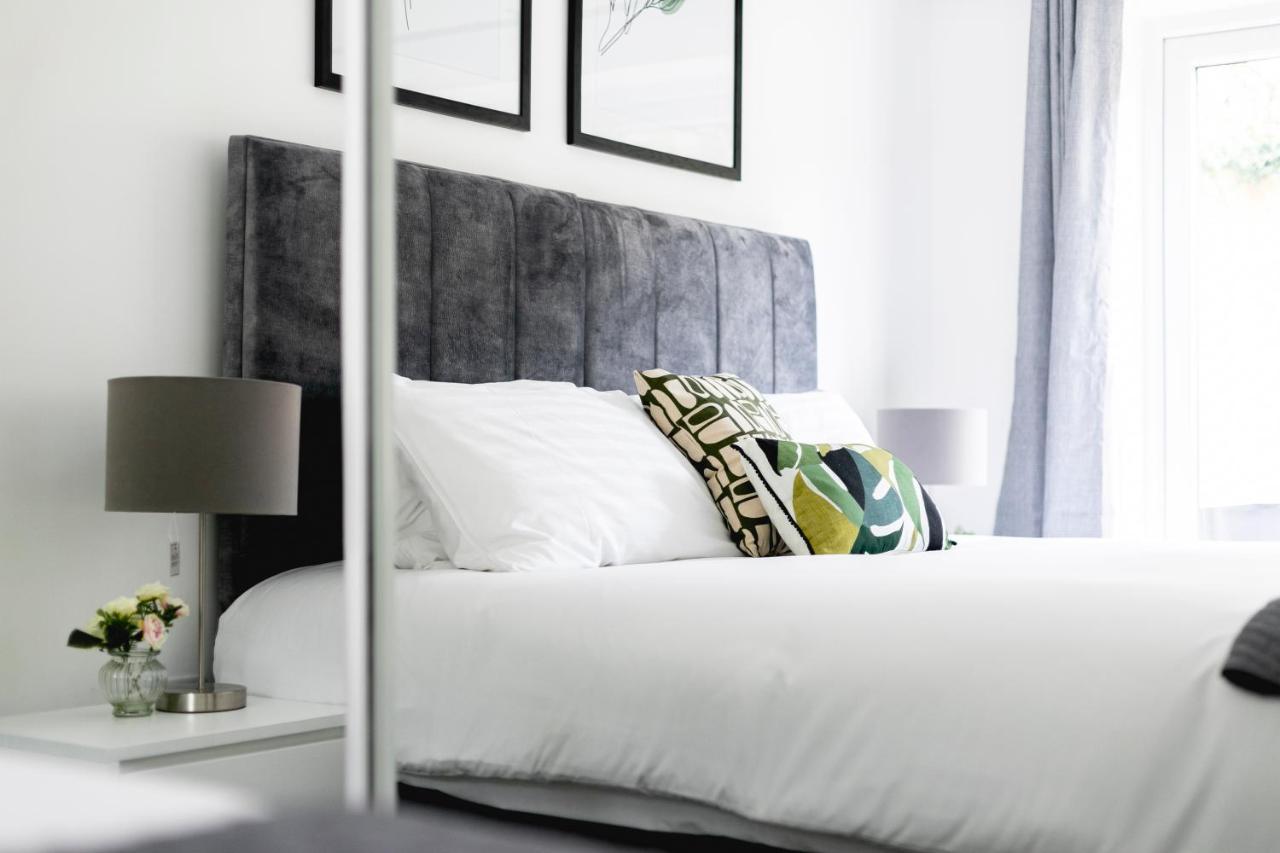Skyvillion - London Enfield Chase Apartments With Parking & Wifi Εξωτερικό φωτογραφία
