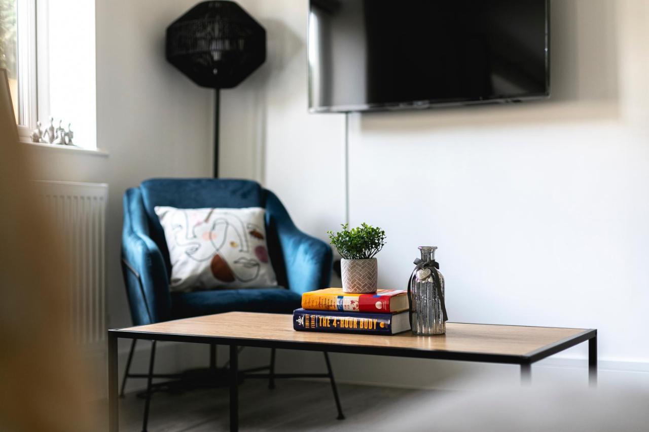 Skyvillion - London Enfield Chase Apartments With Parking & Wifi Εξωτερικό φωτογραφία
