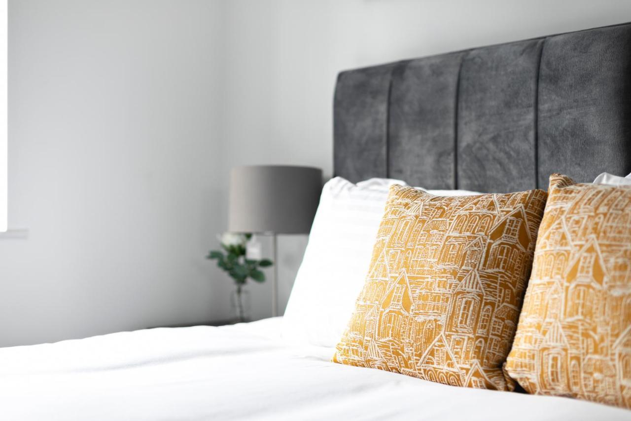 Skyvillion - London Enfield Chase Apartments With Parking & Wifi Εξωτερικό φωτογραφία